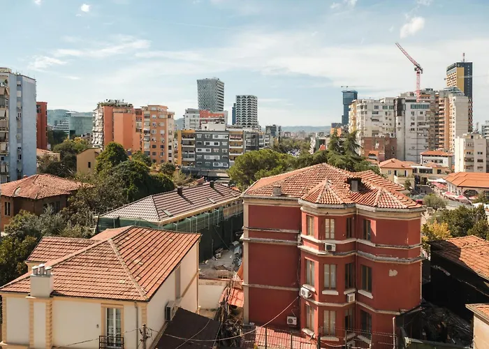 Apartament At New Bazar ! Tirana