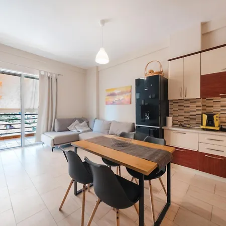 Apartment At New Bazar ! Tirana